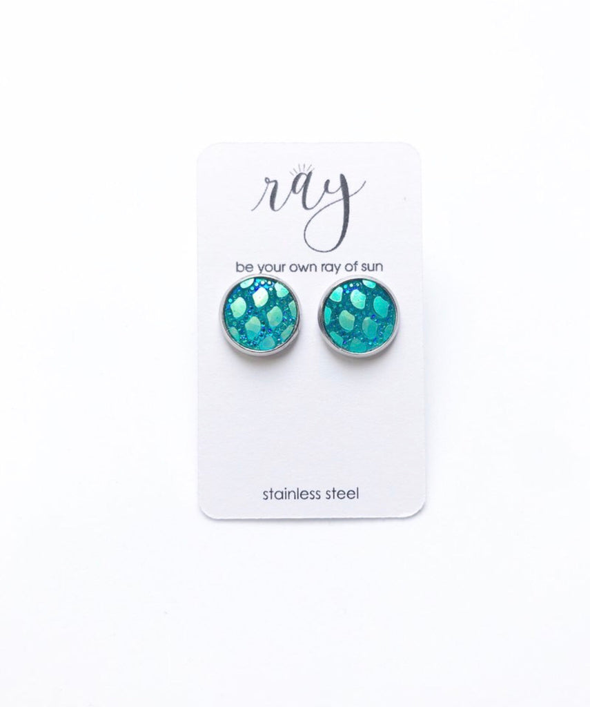 Studs - Aqua fish scale