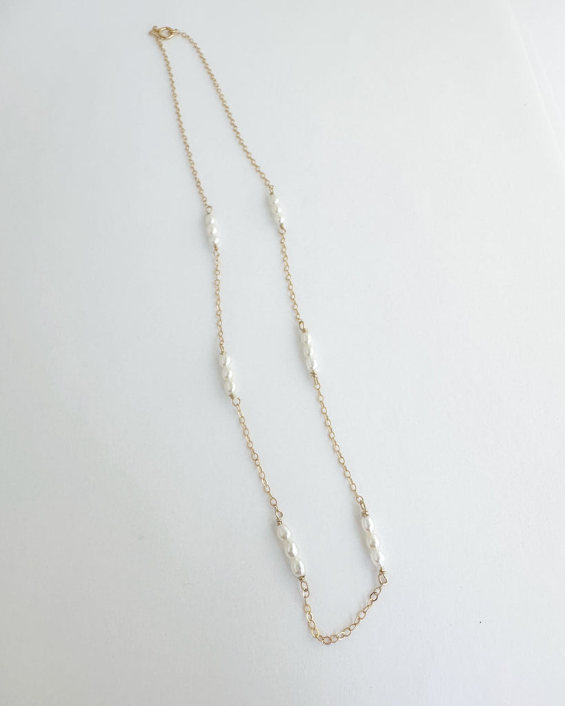 Tri-Pearl dainty choker necklace
