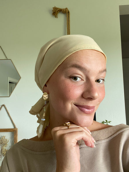 Private listing for Ellie earrings 🌼