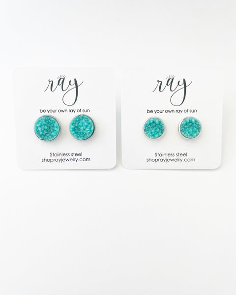 Studs - Tahiti turquoise - 2 sizes available